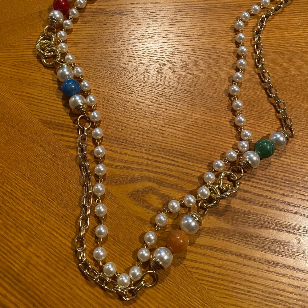 17” Pearl and bead necklace
